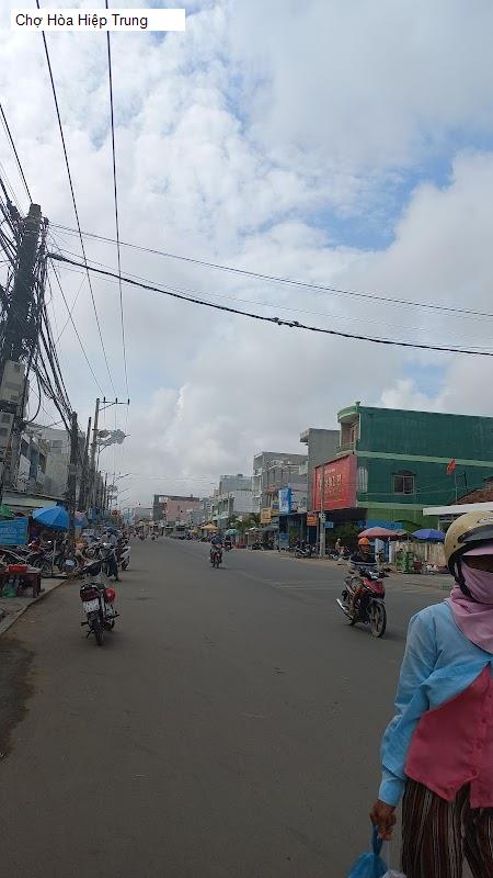 Chợ Hòa Hiệp Trung
