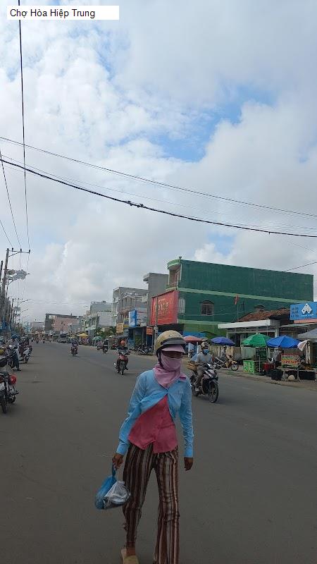 Chợ Hòa Hiệp Trung